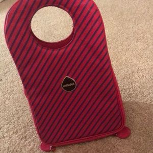 Pink with purple striped lunchbox. Very nice!